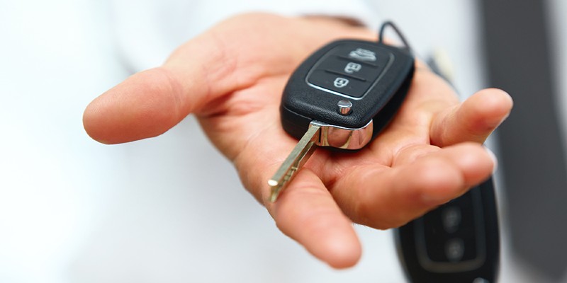 What are the Most Common Types of Car Keys - The Transponder Code Car Key